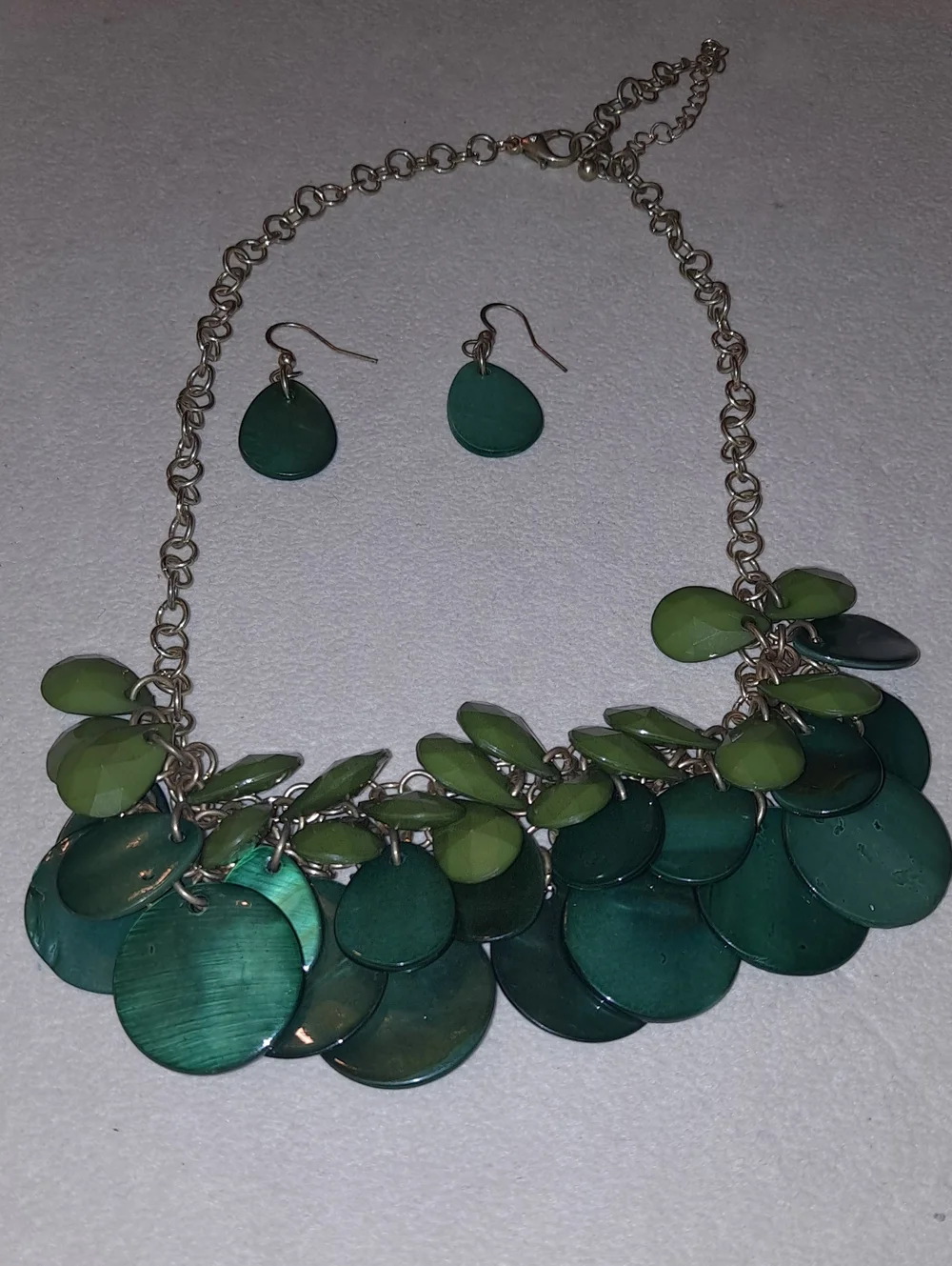 Green Statement Necklace and Earring Set - Women Jewelry